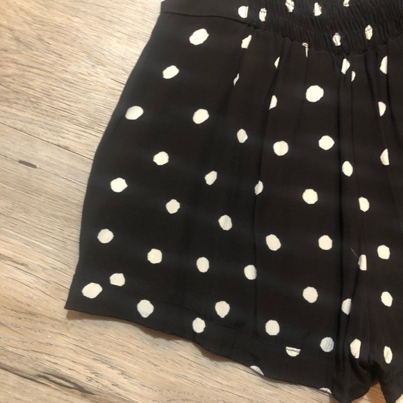 Motel Polka Dot Shorts - Picture 5 of 7